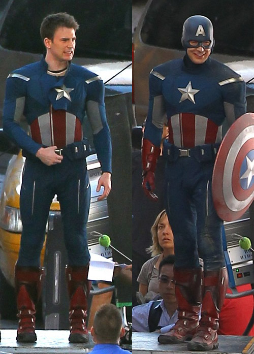 Chris-Evans-Nuevo-Traje-Capitan-America-Los-Vengadores-The-Avengers