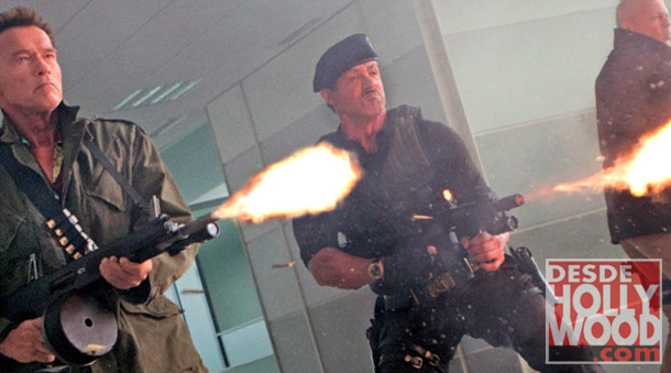 The-Expendables-2-New-Photo-Stallone-Arnold-Bruce-Willis-Los-Indestructibles-Los-Mercenarios.jpg