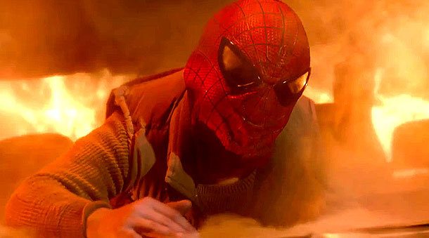 The Amazing Spider-Man: Avance de 4 Minutos, Detrás de Cámaras y Galería de  Posters del Asombroso Hombre-Araña